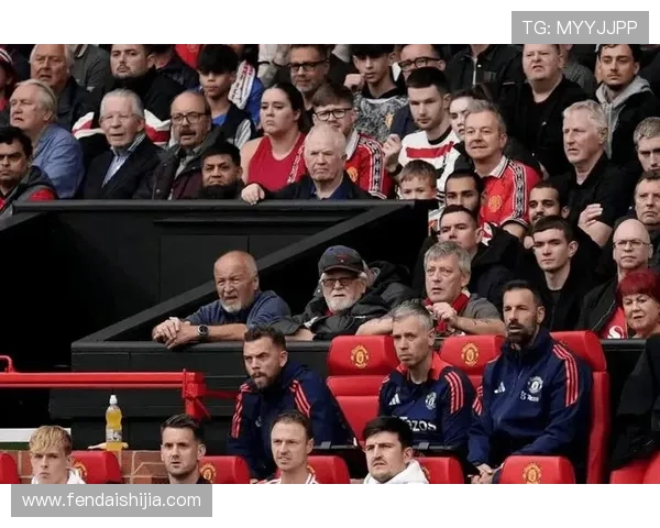 曼联连续四年涨季票价格球迷怒斥忍无可忍的无奈